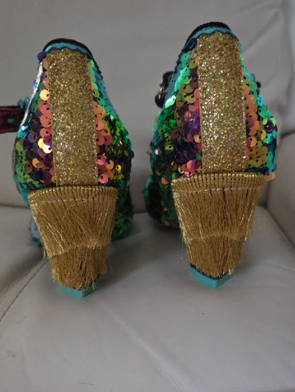 Disney Aladin & Jasmine Shoes Amazing Textures NIB Size 9 - Picture 4 of 15